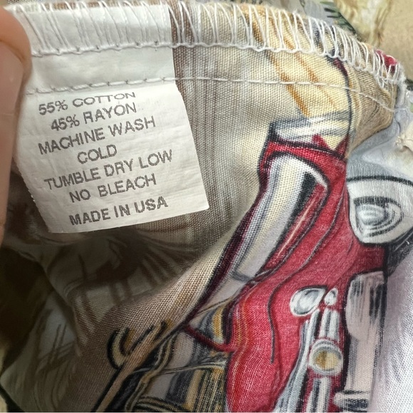 Margaritaville Hawaiian Shirt Womens Small Button Up Car Surfing Graphic USA - Picture 8 of 8